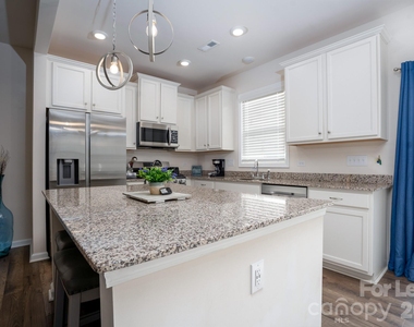 8119 Sheffield Drive - Photo Thumbnail 8