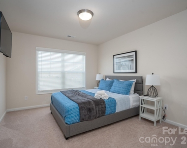 8119 Sheffield Drive - Photo Thumbnail 22