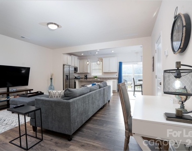 8119 Sheffield Drive - Photo Thumbnail 10