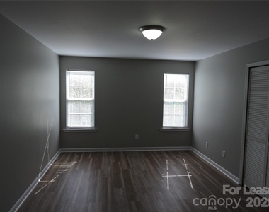 3903 Florham Place - Photo Thumbnail 5