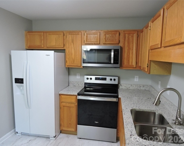 3903 Florham Place - Photo Thumbnail 1