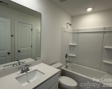 436 Luna Lane - Photo Thumbnail 14