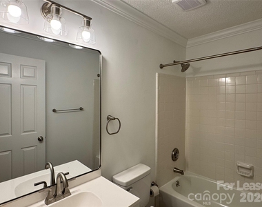 6523 Clavell Lane - Photo Thumbnail 14