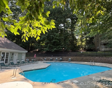 6523 Clavell Lane - Photo Thumbnail 24