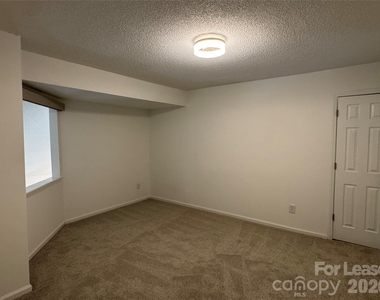 6523 Clavell Lane - Photo Thumbnail 17