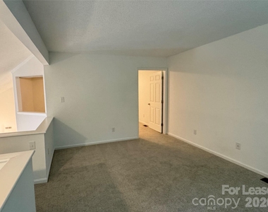 6523 Clavell Lane - Photo Thumbnail 16
