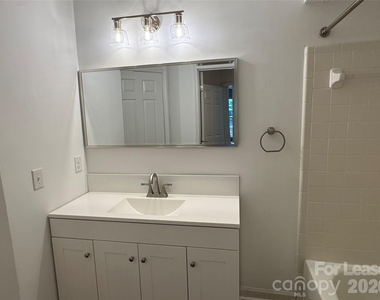 6523 Clavell Lane - Photo Thumbnail 11