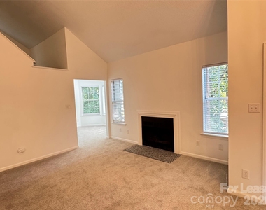 6523 Clavell Lane - Photo Thumbnail 3