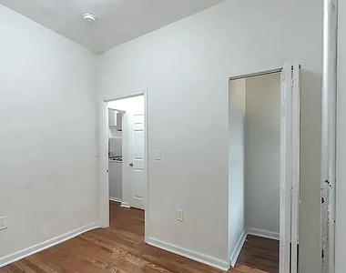 92 Saint Mark's Place - Photo Thumbnail 6