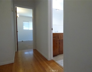 5436 Robinhood Avenue - Photo Thumbnail 10