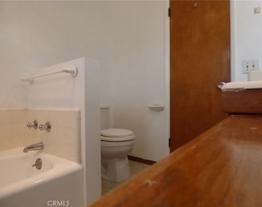 5436 Robinhood Avenue - Photo Thumbnail 15