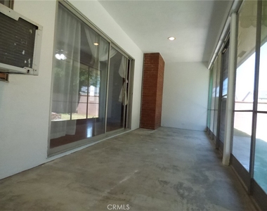 5436 Robinhood Avenue - Photo Thumbnail 17