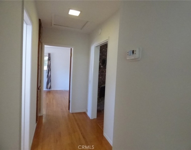 5436 Robinhood Avenue - Photo Thumbnail 11