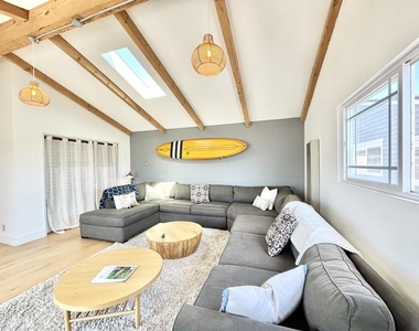 5209 Wavecrest Way - Photo Thumbnail 26