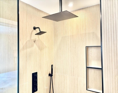 5209 Wavecrest Way - Photo Thumbnail 13