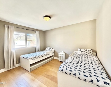 5209 Wavecrest Way - Photo Thumbnail 14