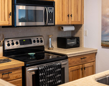 2901 Peninsula Road - Photo Thumbnail 10