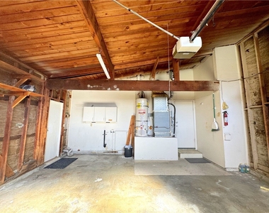 3528 Castle Rock Road - Photo Thumbnail 19