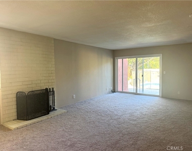 3528 Castle Rock Road - Photo Thumbnail 2