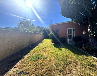3528 Castle Rock Road - Photo Thumbnail 26