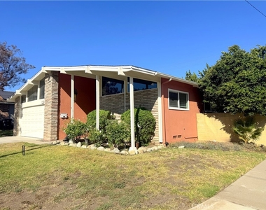 3528 Castle Rock Road - Photo Thumbnail 1