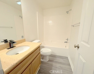 13317 Linnea Street - Photo Thumbnail 5