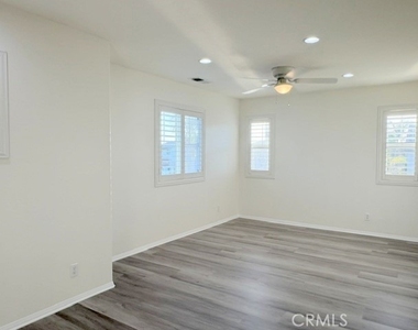 13317 Linnea Street - Photo Thumbnail 11