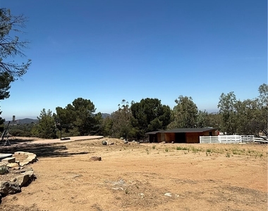 27258 Kiavo Drive - Photo Thumbnail 45