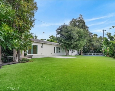 4711 Tyrone - Photo Thumbnail 12