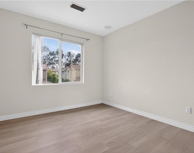 1908 Blazewood Street - Photo Thumbnail 35