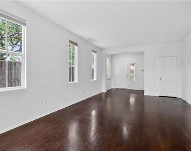 1908 Blazewood Street - Photo Thumbnail 3