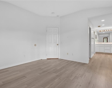 1908 Blazewood Street - Photo Thumbnail 22