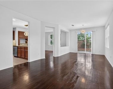 1908 Blazewood Street - Photo Thumbnail 7