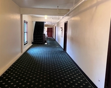 2121 James M Wood Boulevard W - Photo Thumbnail 3
