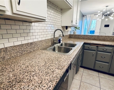 8435 Burnet - Photo Thumbnail 9