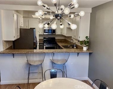 8435 Burnet - Photo Thumbnail 5