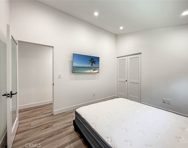 22921 Dolorosa Street - Photo Thumbnail 45