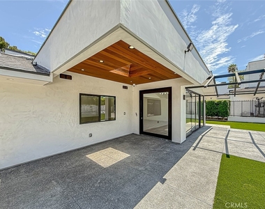 22921 Dolorosa Street - Photo Thumbnail 3