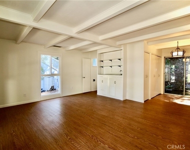 21470 Providencia Street - Photo Thumbnail 1