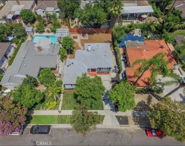 8956 Gladbeck Avenue - Photo Thumbnail 1