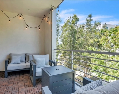 532 W Elk Avenue - Photo Thumbnail 12
