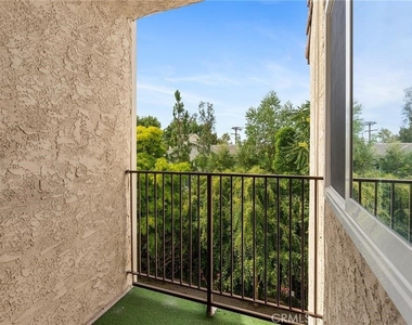 23401 Park Sorrento - Photo Thumbnail 21