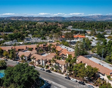 23401 Park Sorrento - Photo Thumbnail 23