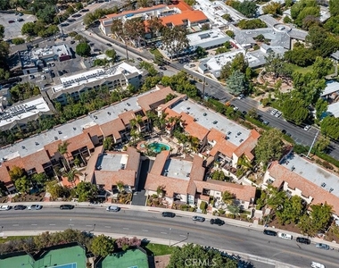 23401 Park Sorrento - Photo Thumbnail 26
