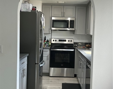 11300 Foothill Boulevard - Photo Thumbnail 12