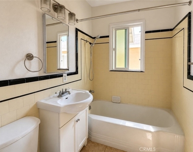 15531 Eucalyptus Avenue - Photo Thumbnail 10