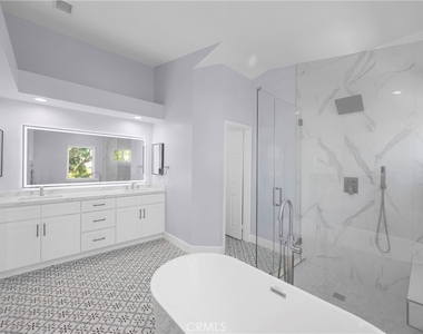5700 Scotch Pine - Photo Thumbnail 21