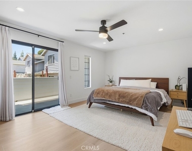345 Avocado Street - Photo Thumbnail 11