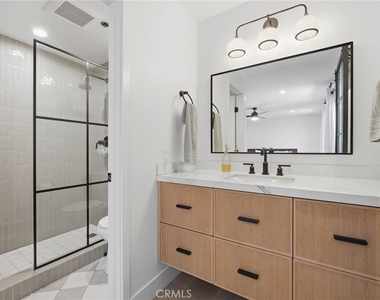 345 Avocado Street - Photo Thumbnail 10