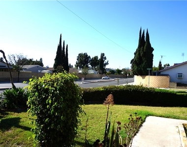 12202 Viarna - Photo Thumbnail 16